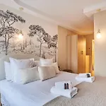 Residence Saint Germain Des Pres Rue De Rennes By Studioprestige