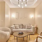 Residence Saint Germain Des Pres Rue De Rennes By Studioprestige